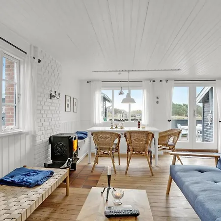 Gorgeous In Fano With Kitchen Sønderho